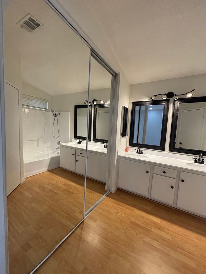 11048 De Anza Dr - Photo 5 of 27