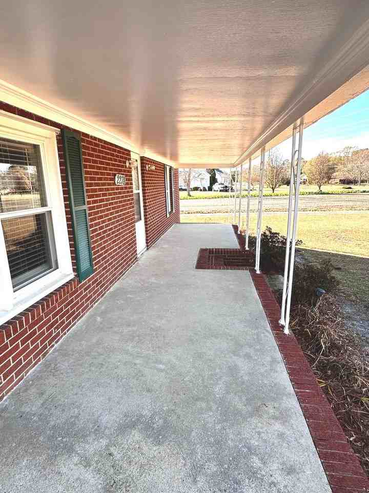 2278 Old Creek Rd - Photo 5 of 19