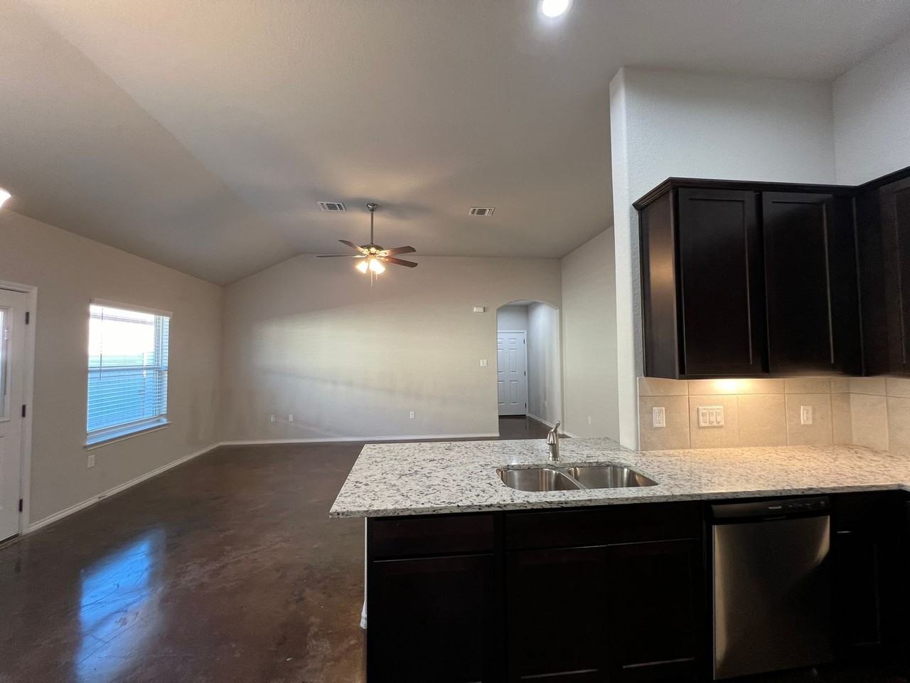 1101 Burek Cross - Photo 7 of 16