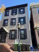 featured image of 636 N New St