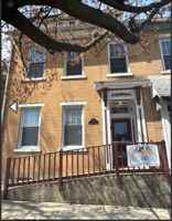 featured image of 717 Center St