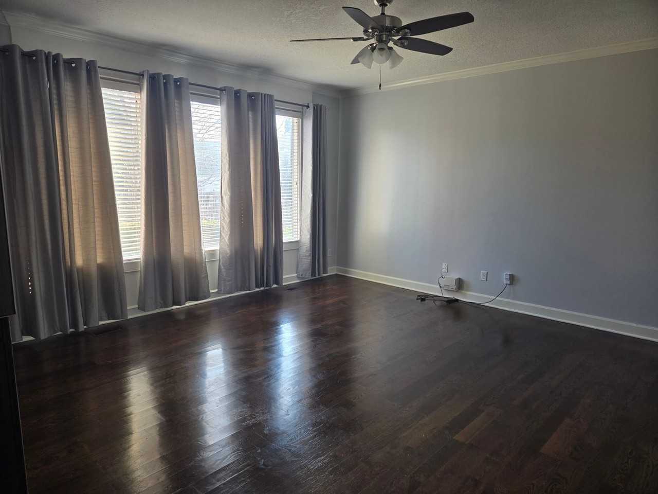 15665 S Rene St - Photo 3 of 31