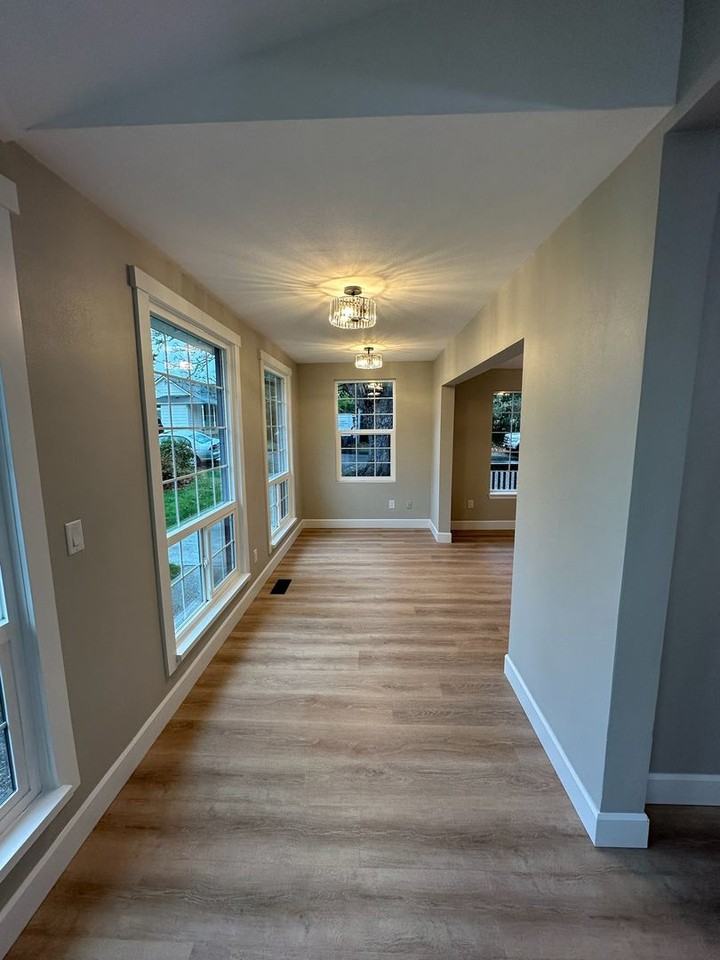 815 Blaine St - Photo 6 of 21