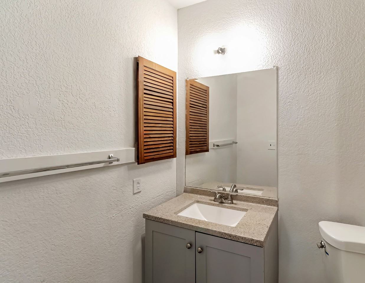 2915 Orchard - Photo 5 of 30