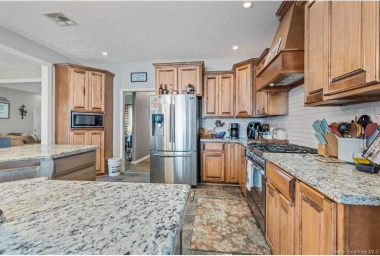 521 Josh St - Photo 7 of 15