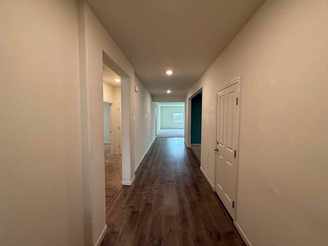 2335 Merlin Ln - Photo 5 of 36