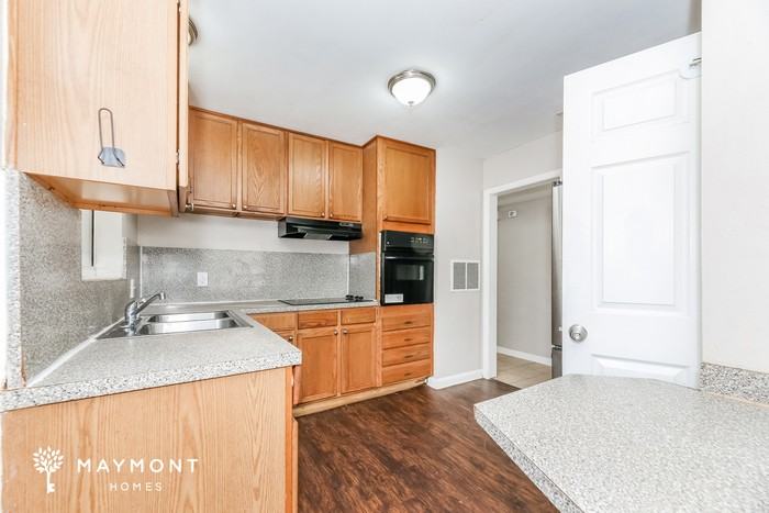 5828 Wiltshire St - Photo 7 of 12