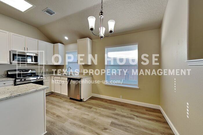 11019 Sentry Ct - Photo 7 of 20