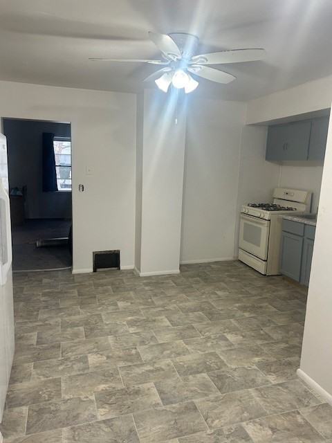 706 S Monroe St #2 - Photo 6 of 12