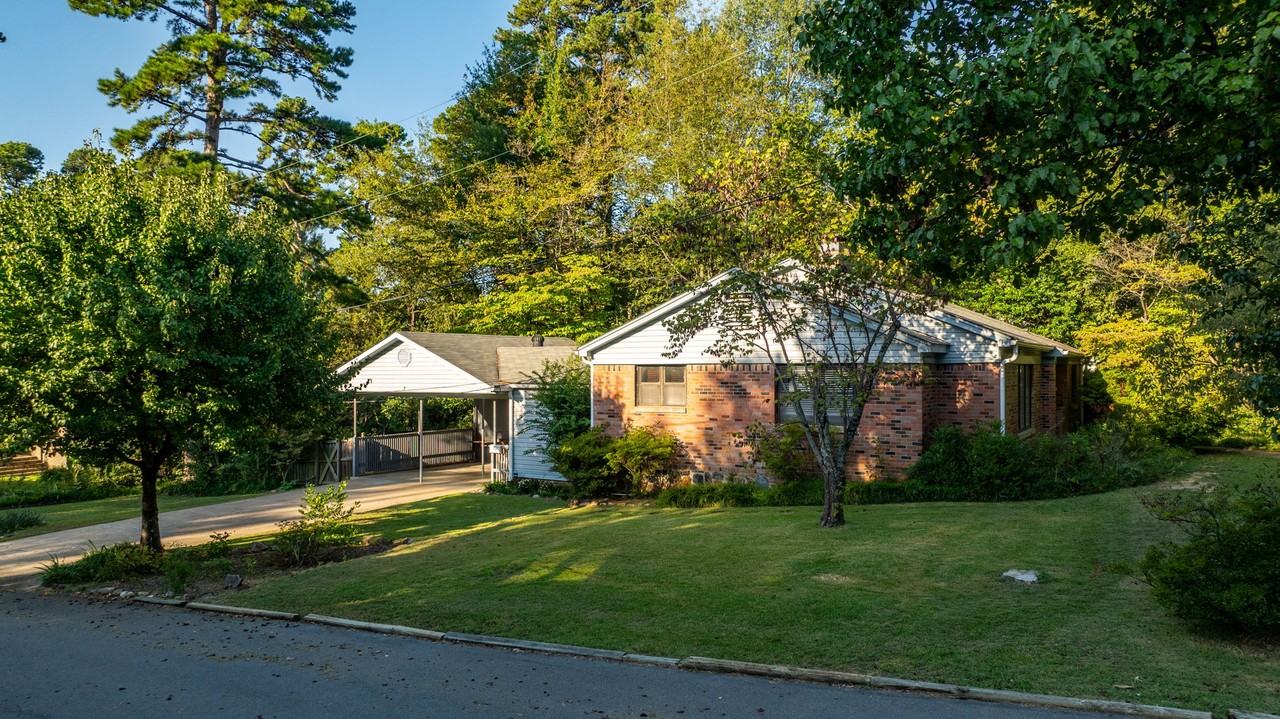 2 Shannon Dr #NA - Photo 3 of 40