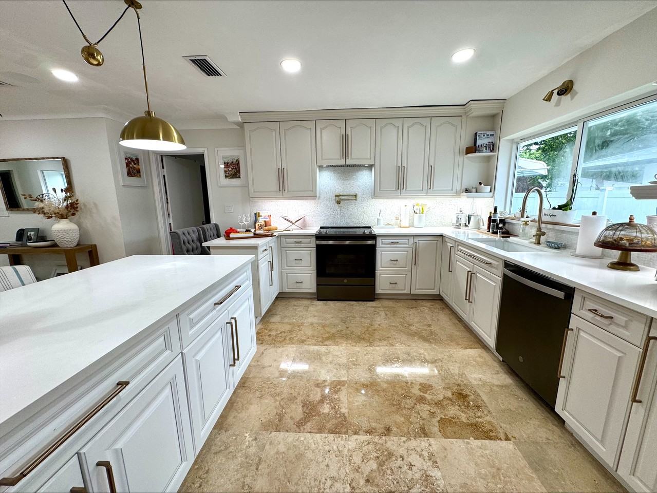 1960 Ne 30th St #NA - Photo 7 of 33