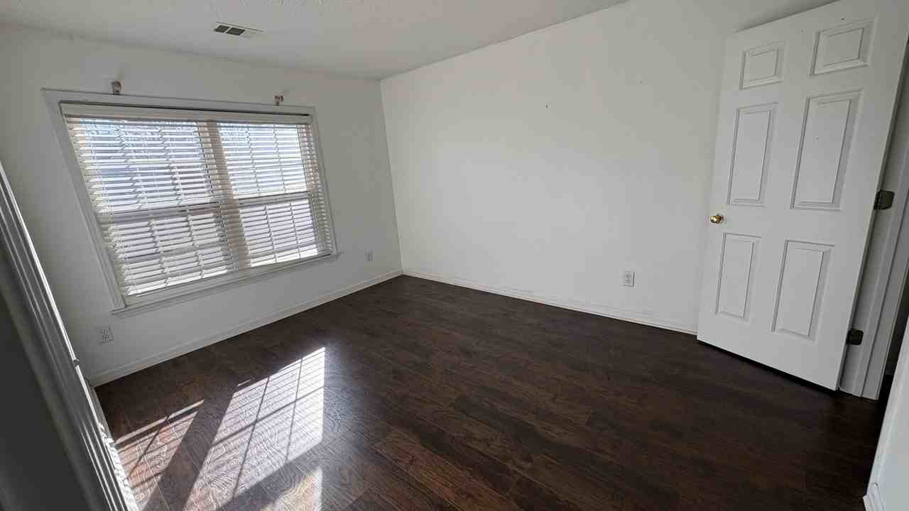 9165 Nesbit Ferry Rd #21 - Photo 6 of 6