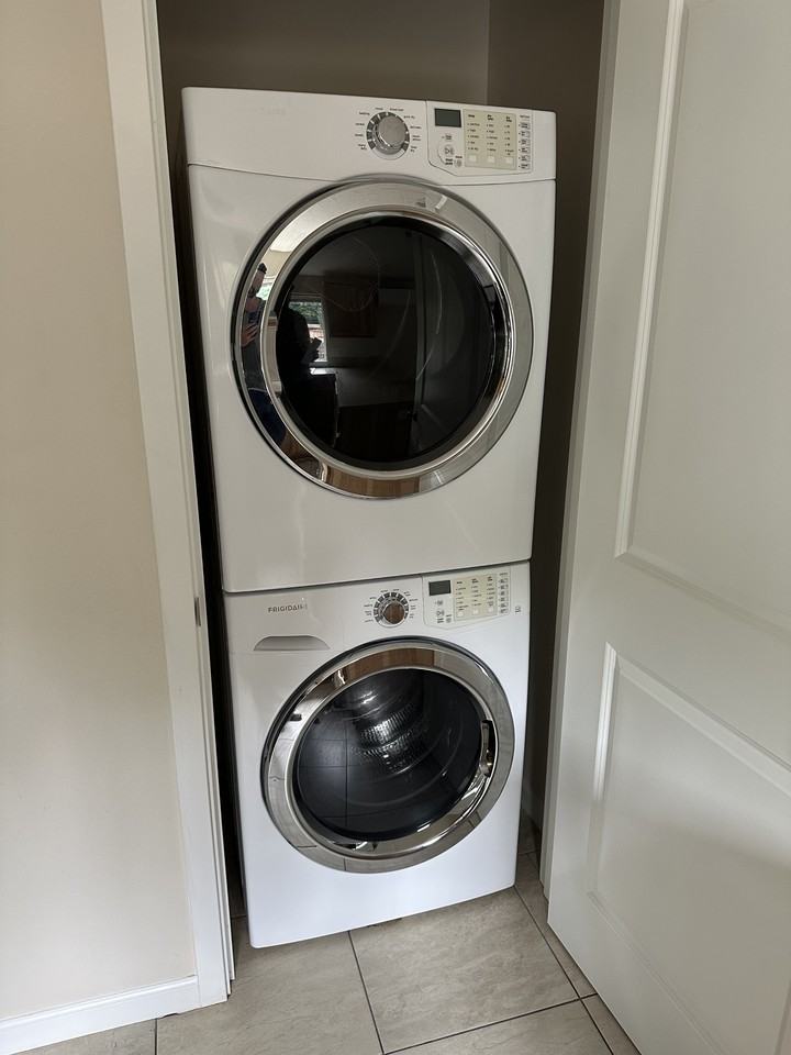 2012 Y St #2012 - Photo 7 of 10