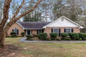 featured image of 24 Leslie Cv Se