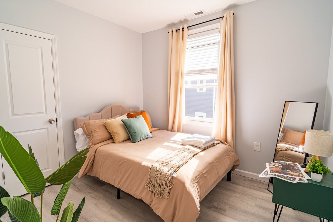 701 S 18th St #2 - Photo 3 of 7