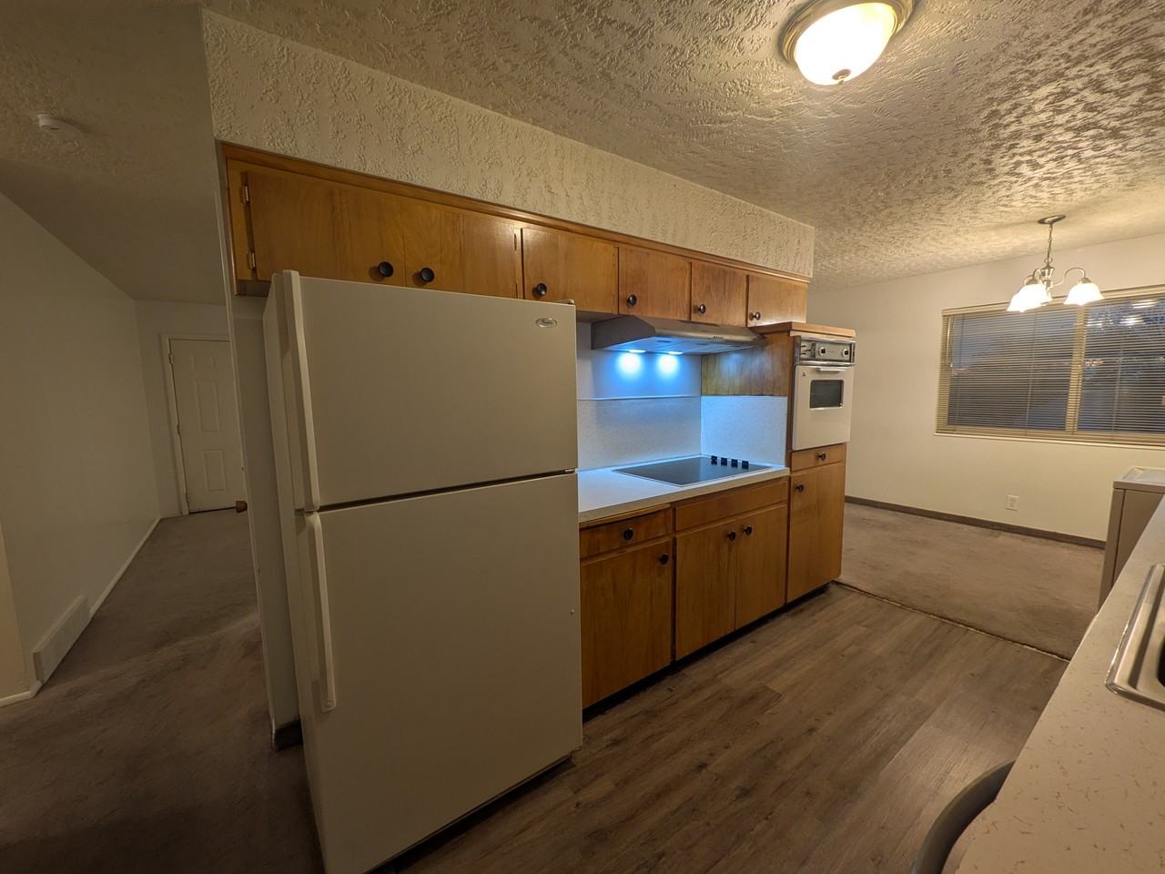 1206 E 22nd St - Photo 4 of 18