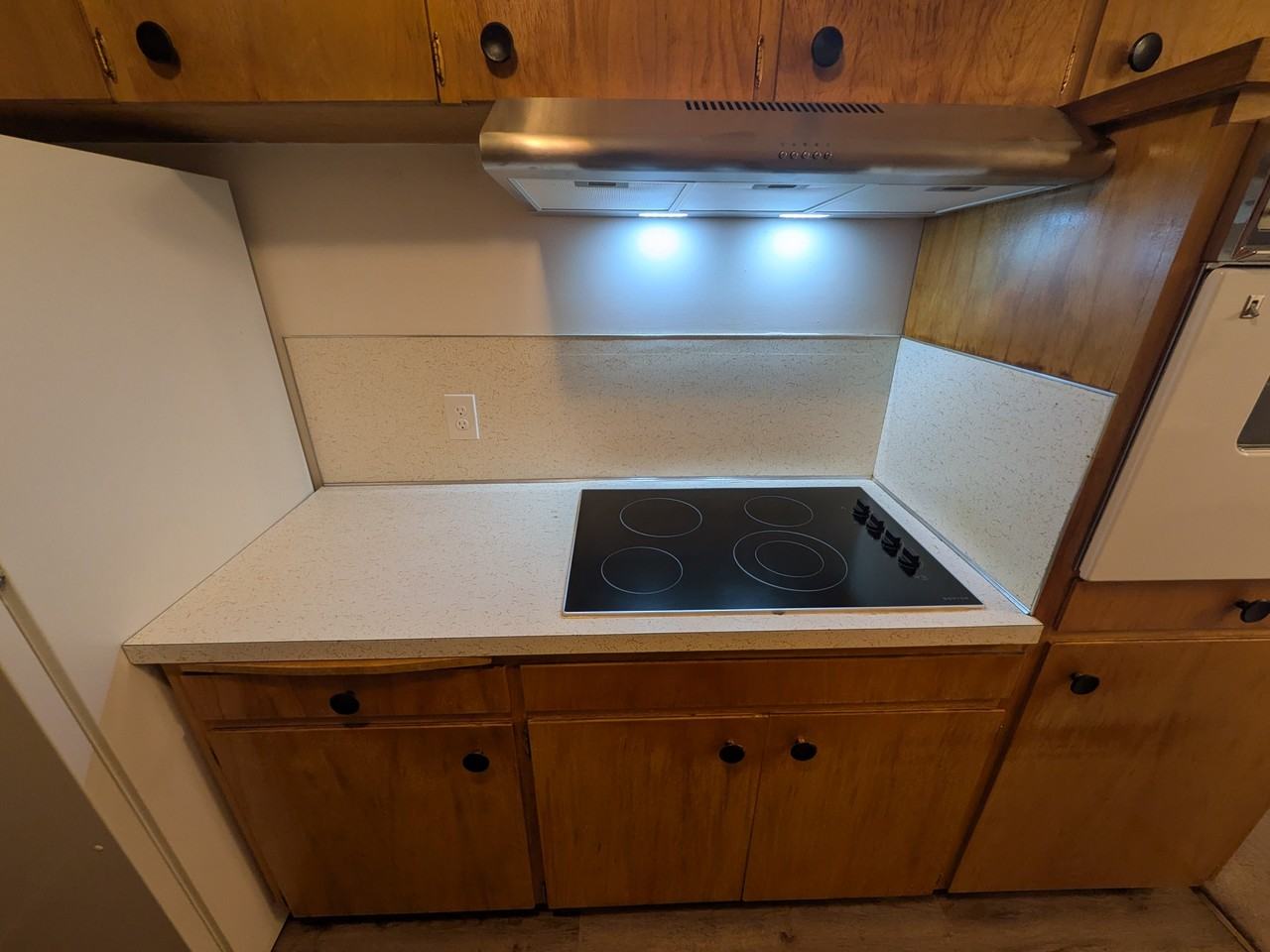 1206 E 22nd St - Photo 5 of 18