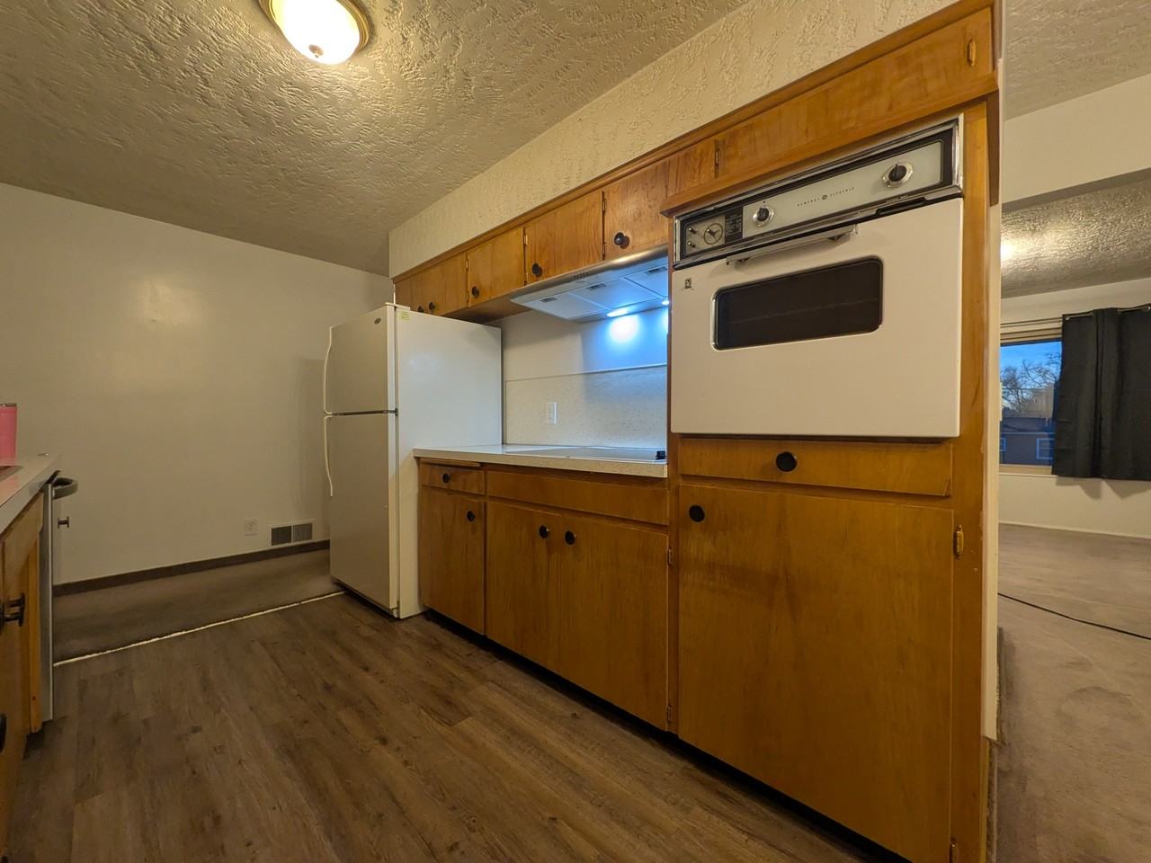 1206 E 22nd St - Photo 6 of 18