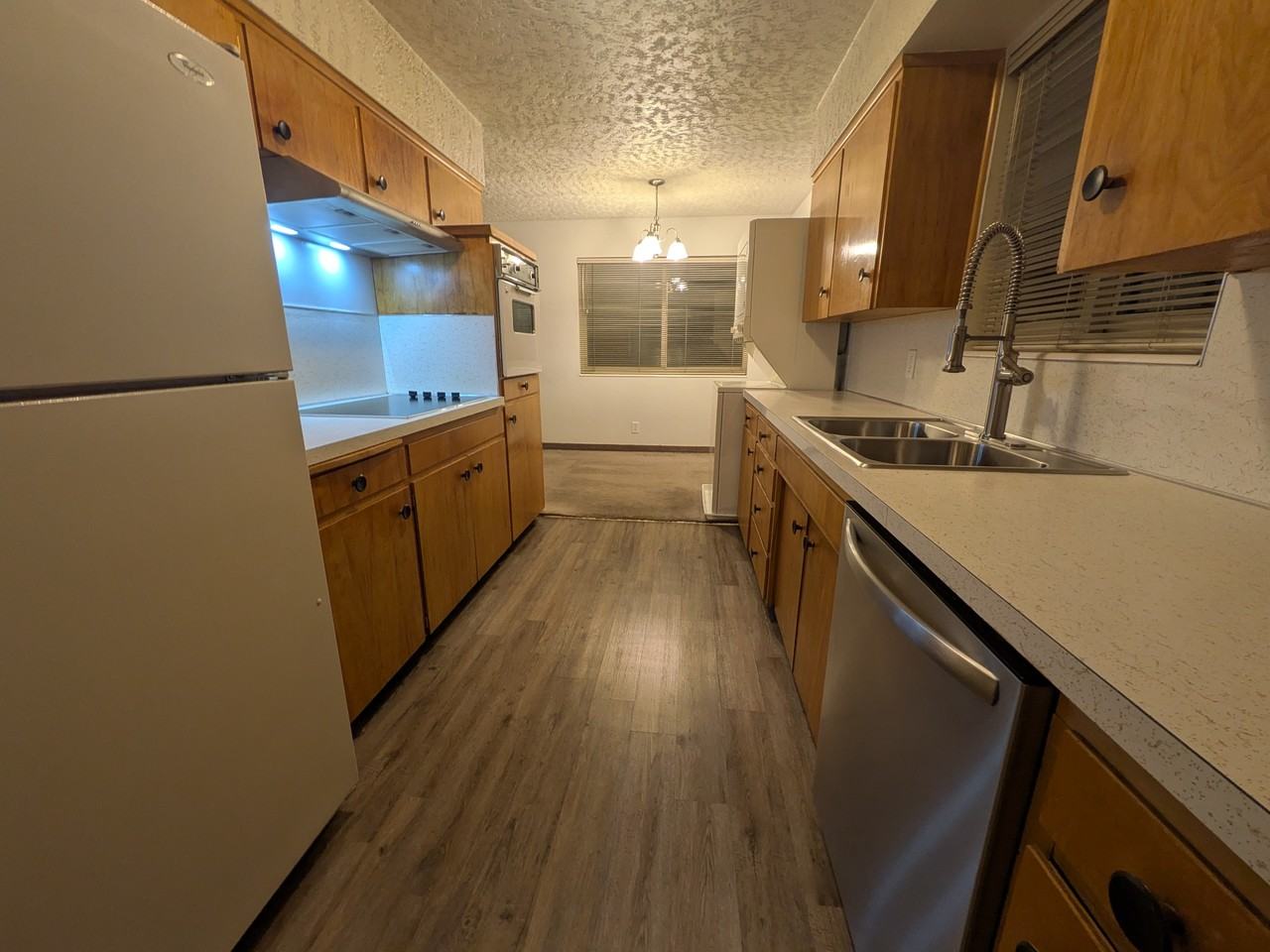 1206 E 22nd St - Photo 7 of 18