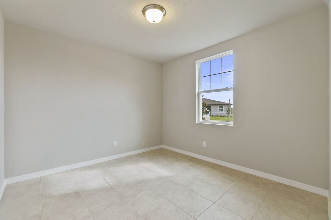 121 Towns Cir #NA - Photo 7 of 27