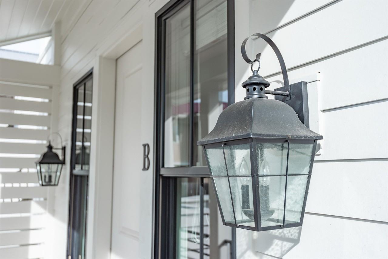 772 Rutledge Ave #B - Photo 2 of 14