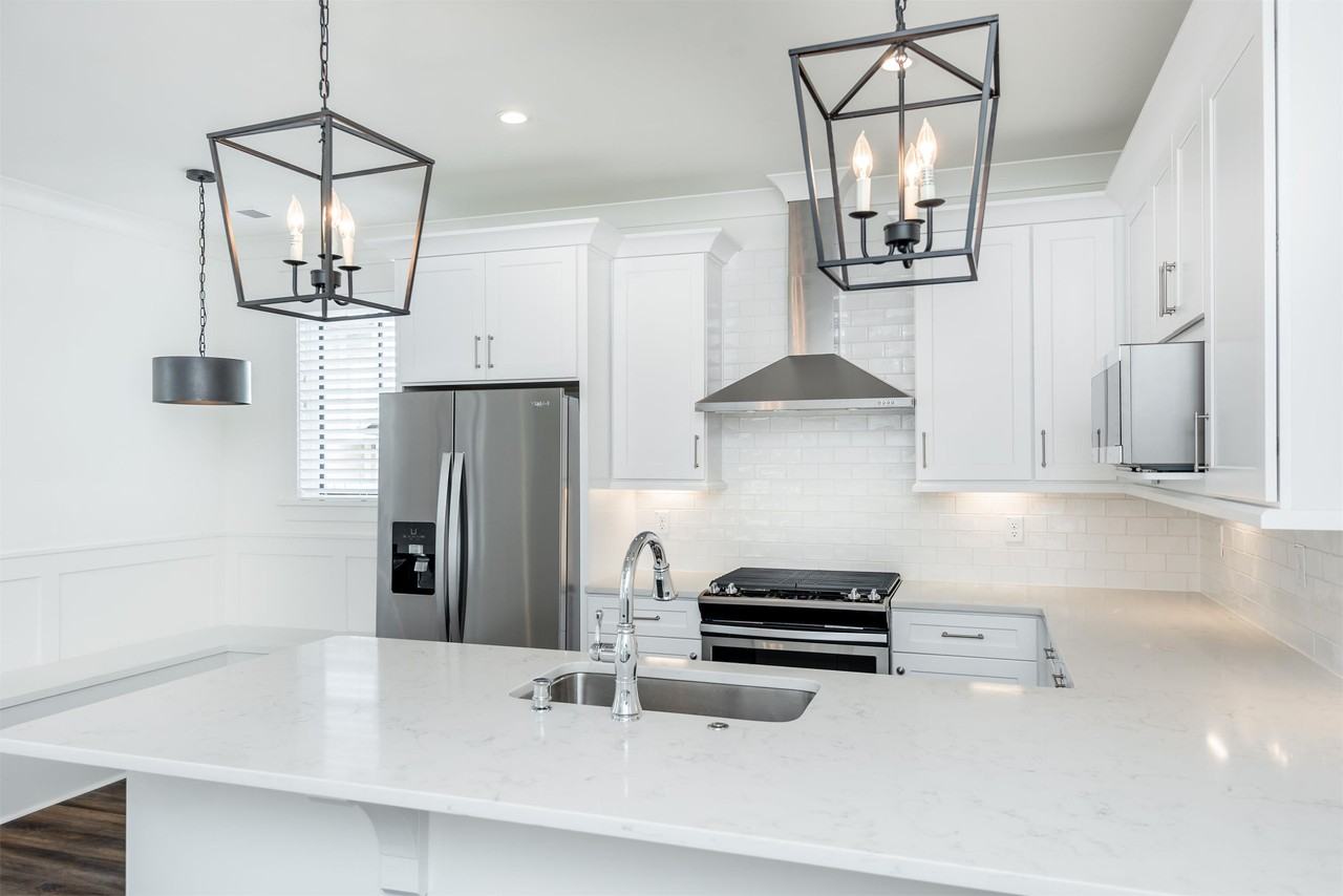 772 Rutledge Ave #B - Photo 5 of 14