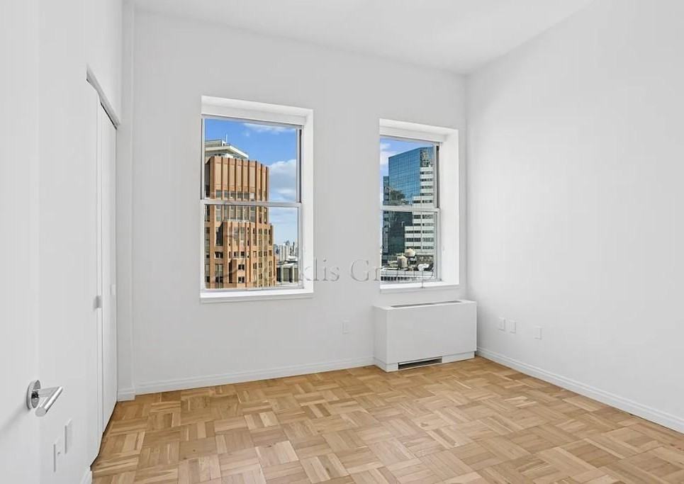 20 Exchange Pl #18-19 - Photo 2 of 12