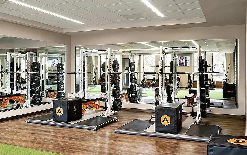 1 West St #2233 - Photo 5 of 8