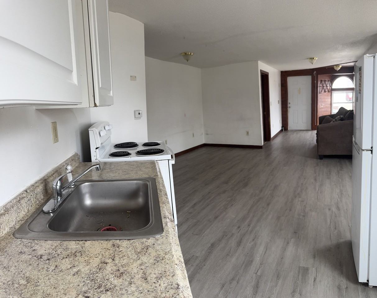 89 Emerson St Apt 1r #1R - Photo 3 of 3