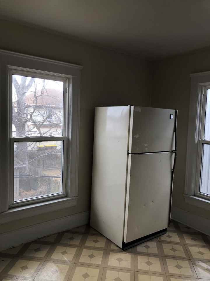 23 1/2 W Washington - 1 #1 - Photo 6 of 15