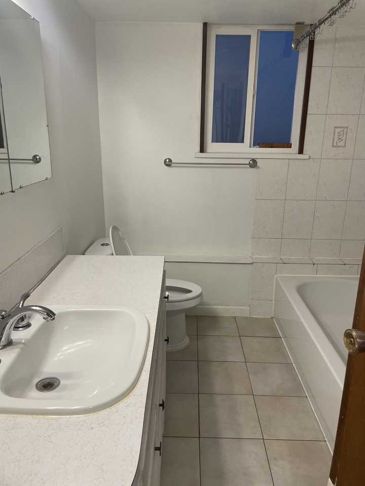 6056 Fleming St #1 - Photo 5 of 10