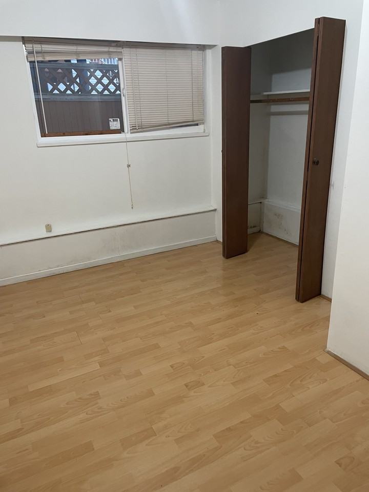 6056 Fleming St #1 - Photo 7 of 10