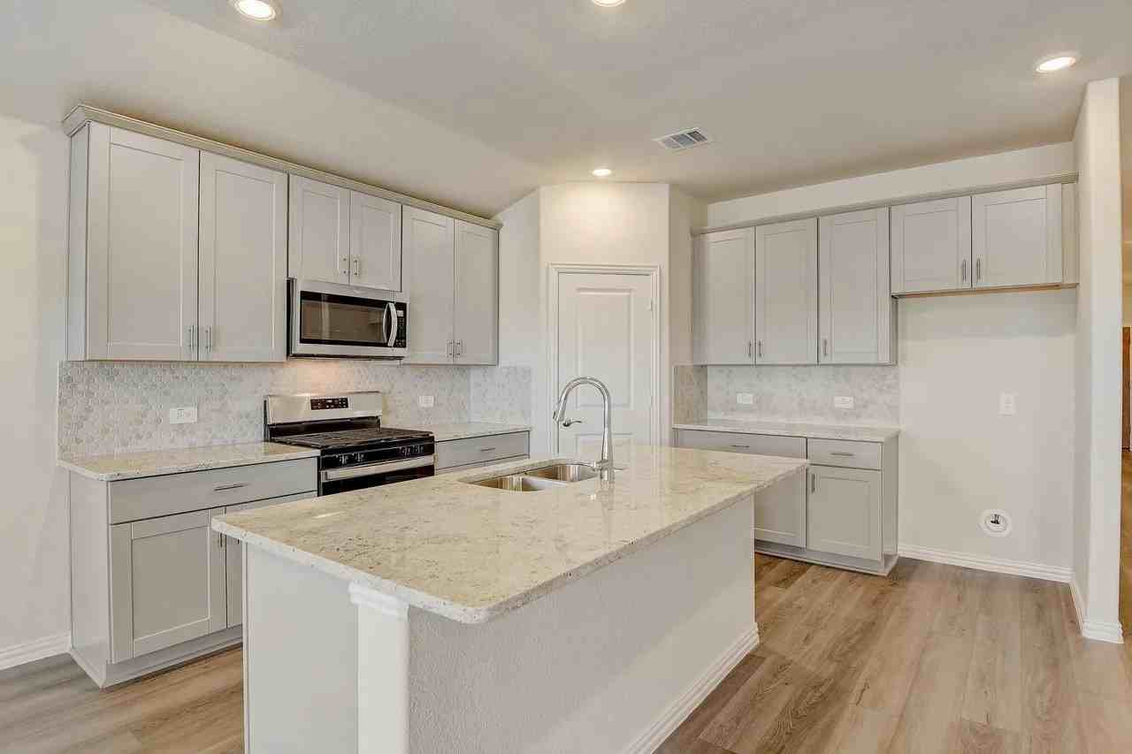 1125 Gardendale Hollow Ln #1 - Photo 3 of 16