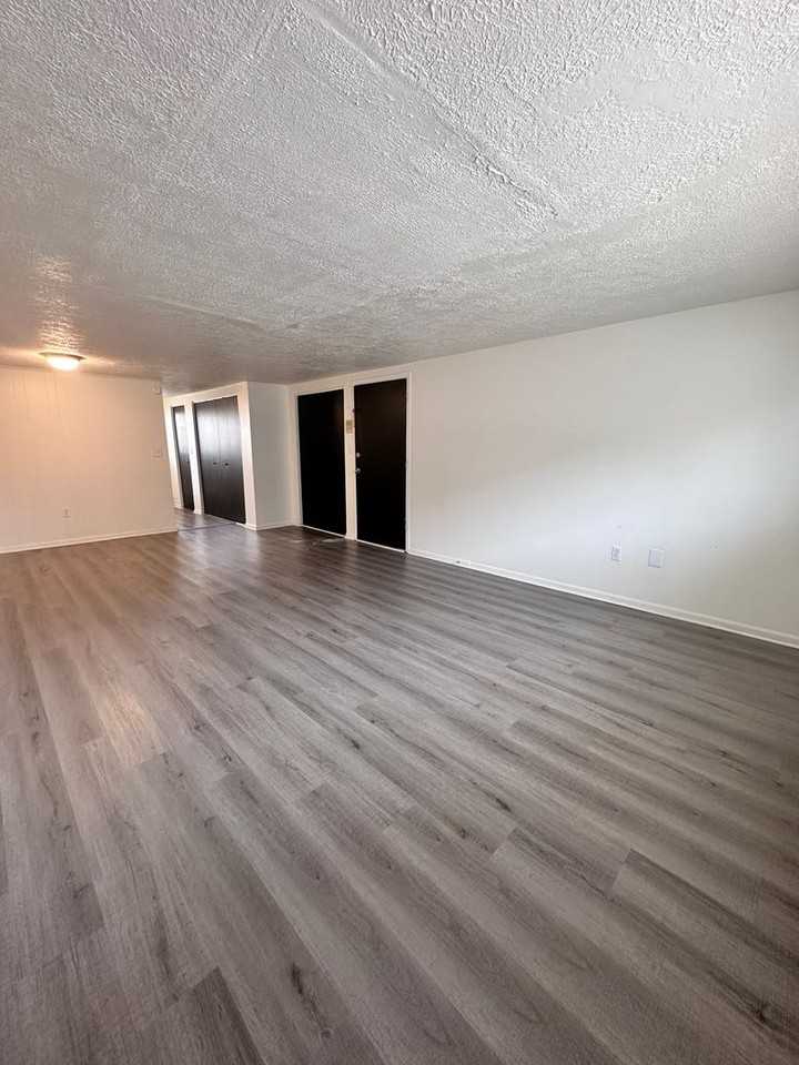 460 Market St #19 - Photo 2 of 21