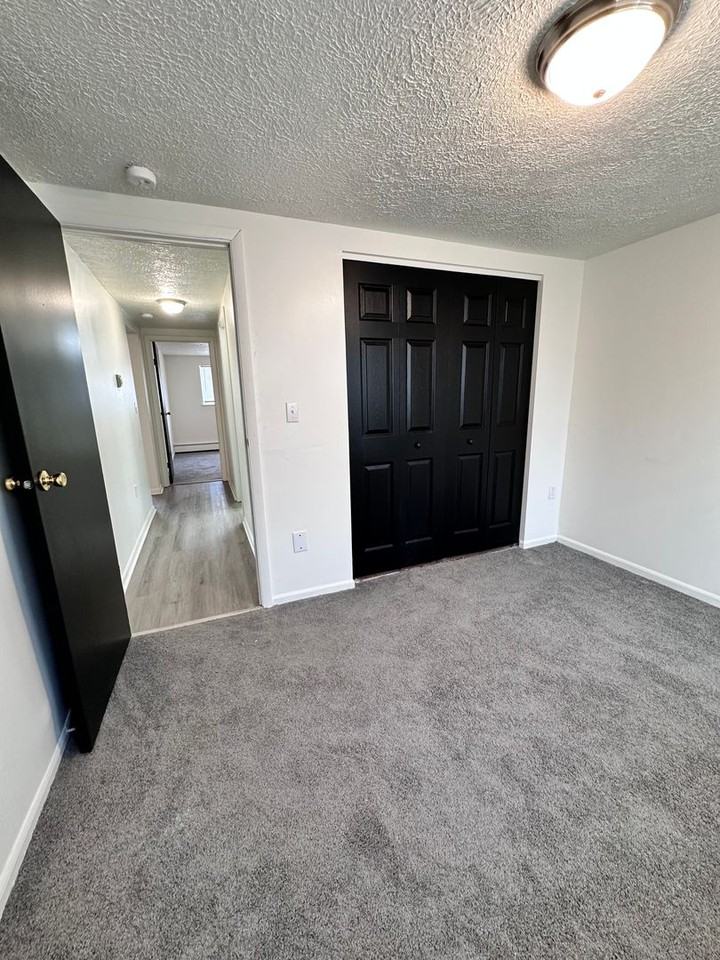 460 Market St #19 - Photo 6 of 21