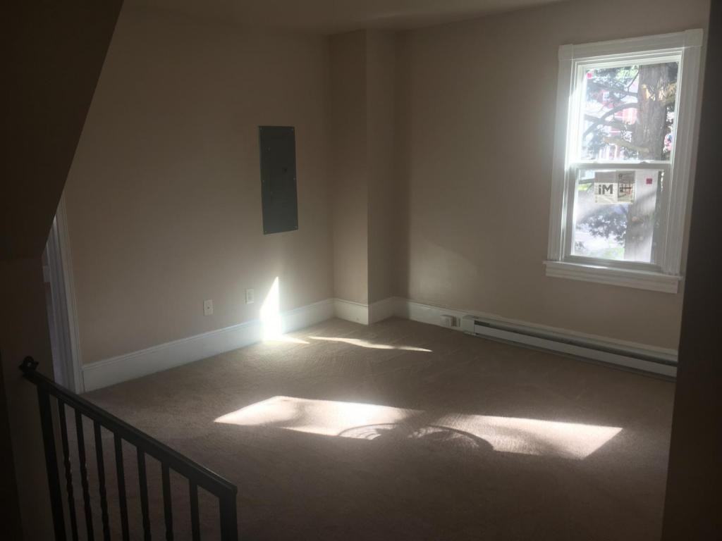 12B Main St - Photo 5 of 14