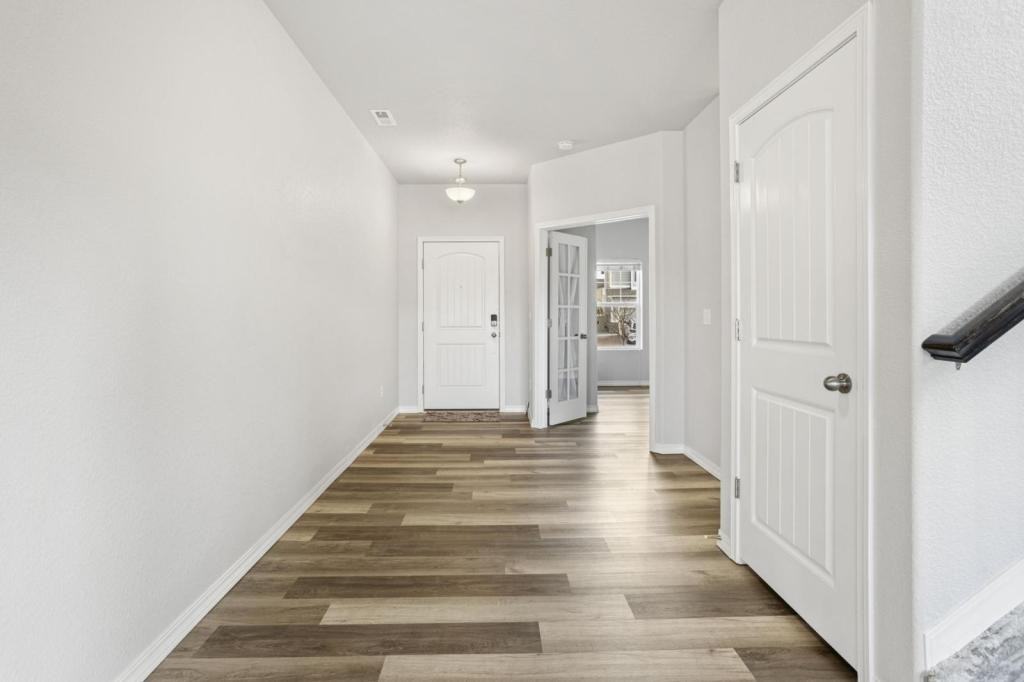 8560 Dry Needle Pl - Photo 4 of 28