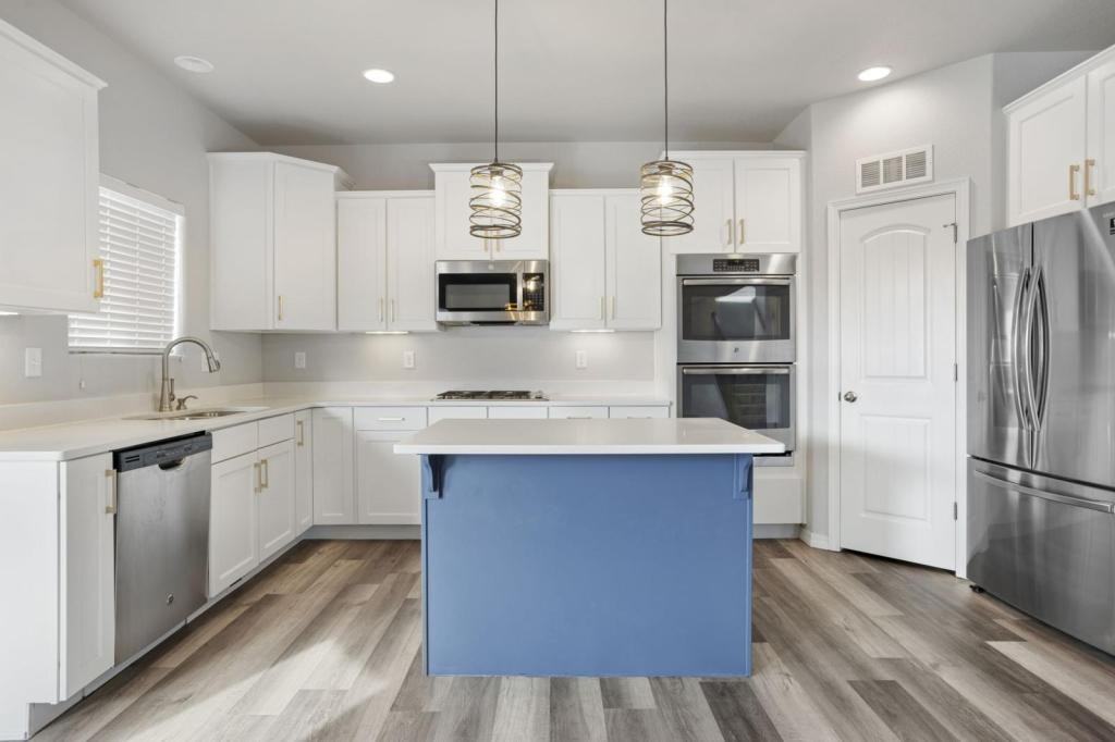 8560 Dry Needle Pl - Photo 7 of 28