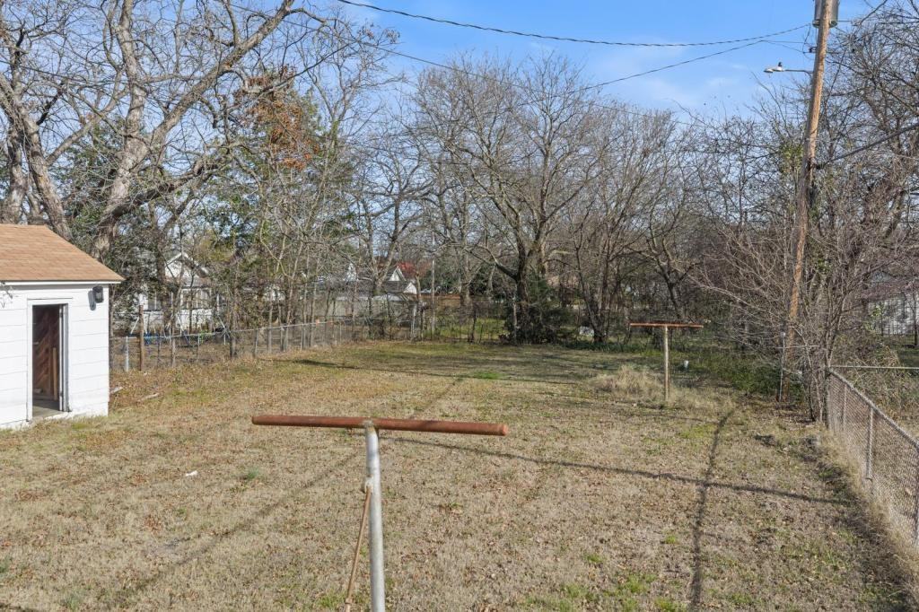 1214 E St Nw - Photo 3 of 10