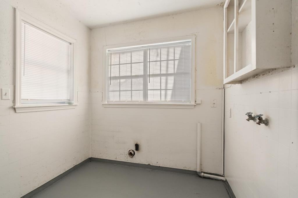 1214 E St Nw - Photo 7 of 10