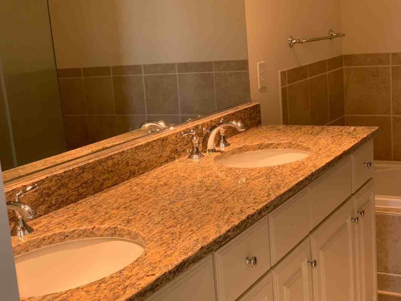 66 Franklin St - Photo 7 of 13