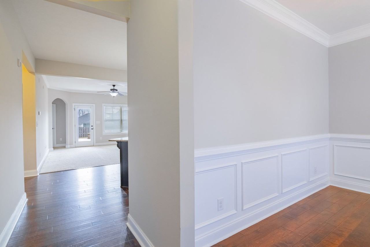 1707 Dunmore Ave - Photo 3 of 45