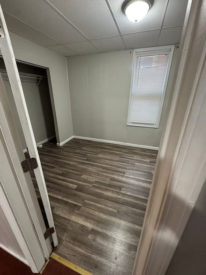 5613 Pennsylvania Ave - Photo 4 of 8