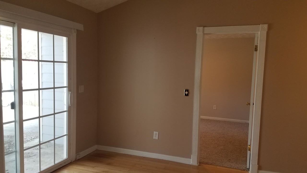 2052 Jebs Ct Nw ##Nw - Photo 6 of 9