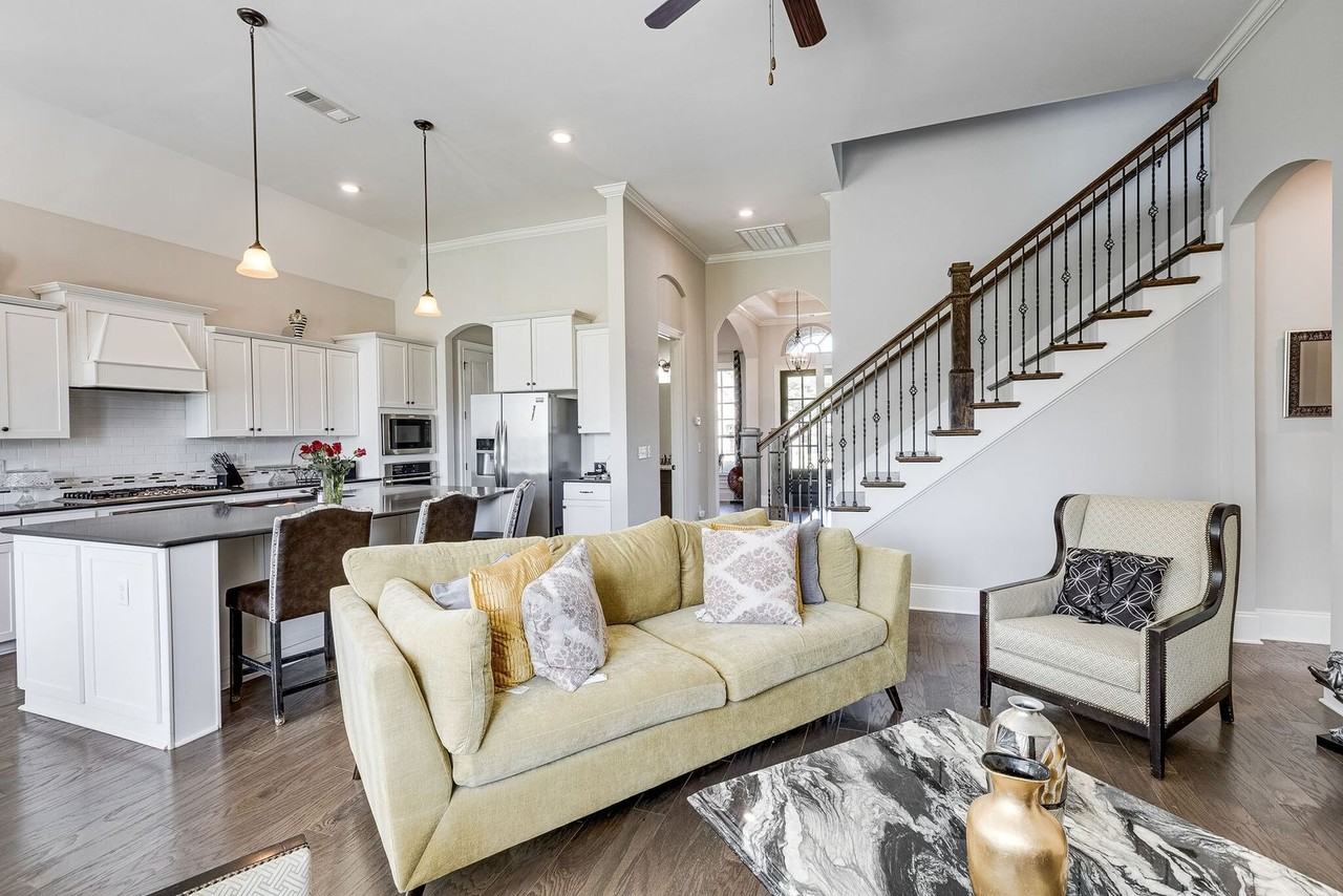 3611 Martins Mill Rd - Photo 3 of 23