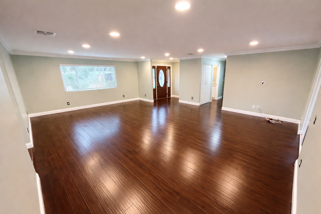 7817 Nagle Ave - Photo 3 of 30