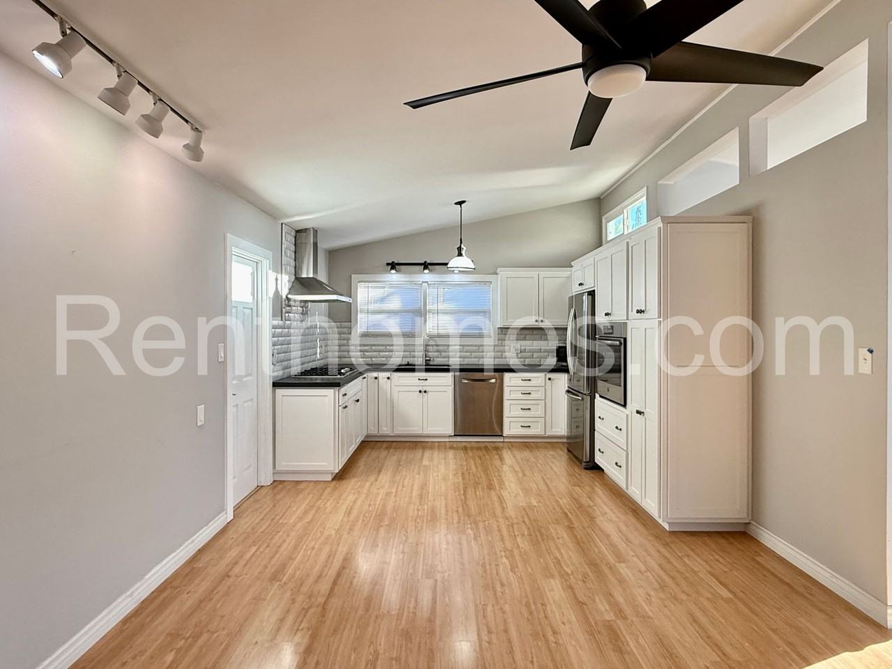 4227 Mount Herbert Ave - Photo 3 of 26