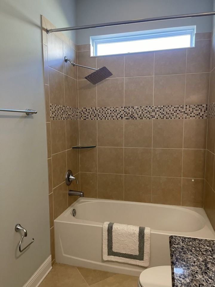 2062 Redbay Ave - Photo 7 of 38