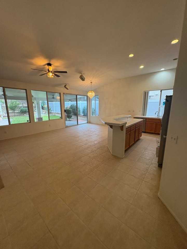 13461 Fairfield Dr - Photo 2 of 18