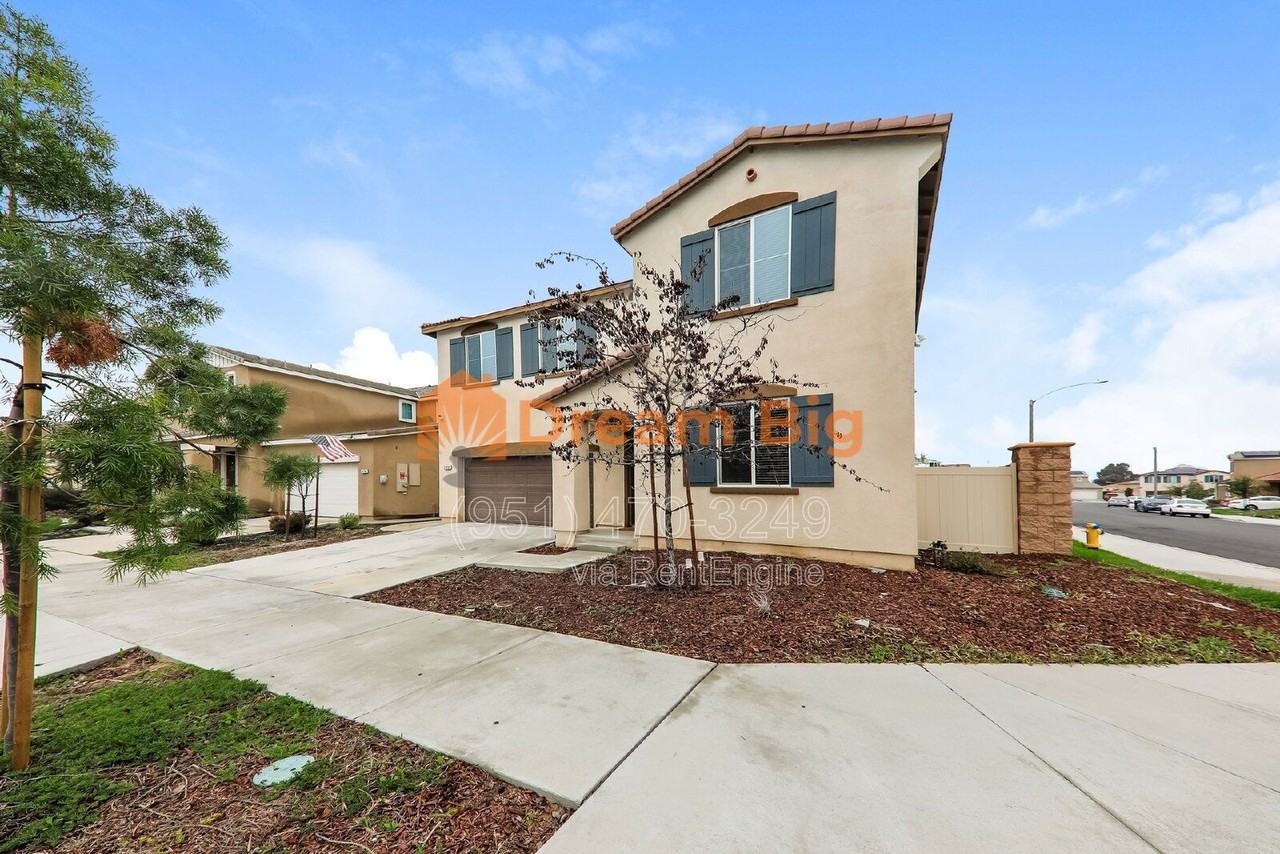 24712 Hudson St - Photo 4 of 34